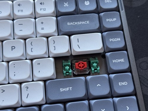 NuPhy Air75 Wireless Mechanical Keyboard with Keyboard Case and Red Switches - Photo 19/23