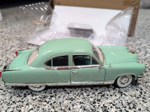 Highway 61 1953 Kaiser Manhattan Mint Green 1/18 - Picture 6 of 9