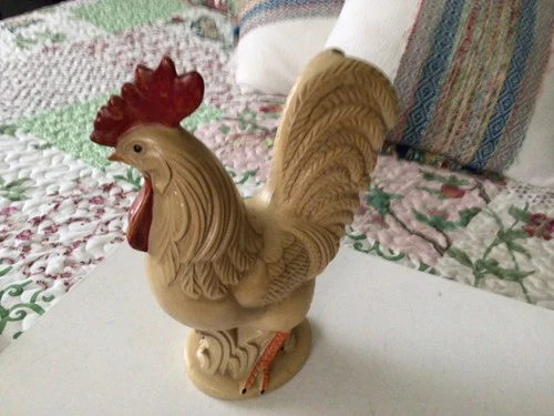 ONE ROYAL HAEGER YELLOW ROOSTER