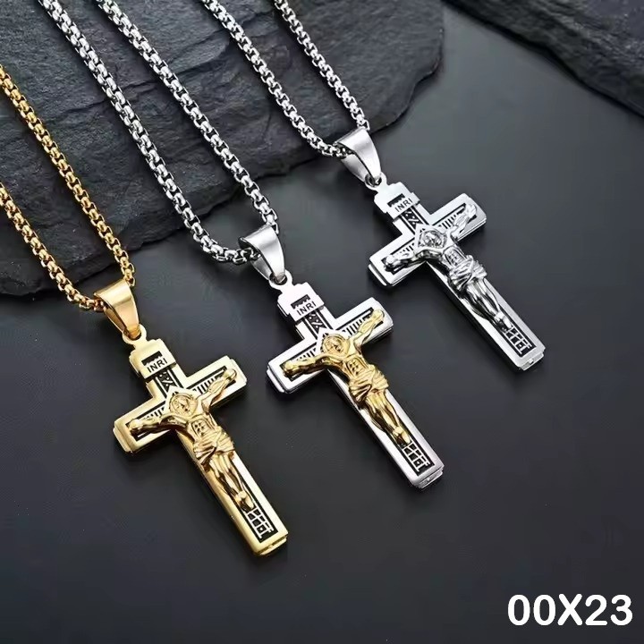 Kreuz Halskette Herren Edelstahl Jesus Kruzifix Anhänger Halskette mit Trendy