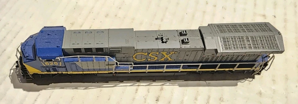 Broadway Limited N Scale GE AC6000 Diesel CSX #625 For PARTS - Image 2 of 4