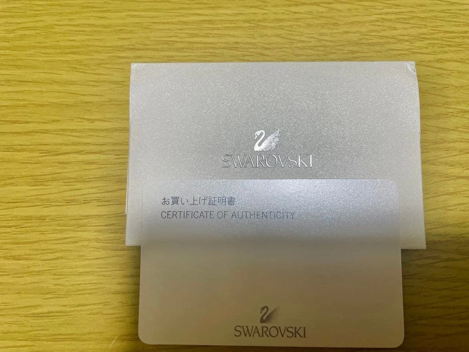 Ciondolo Swarovski Hello Kitty cuore cristallo nuovo con certificato - Immagine 3 di 4