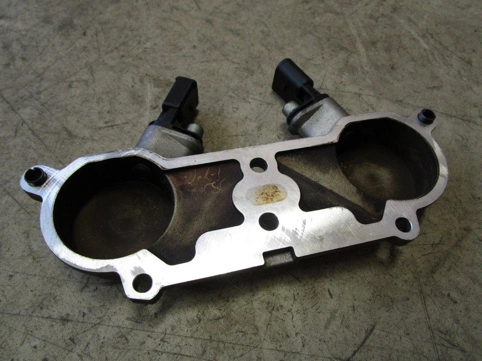 Drehwinkelsensor Impulsgeber Sensor AUDI A4 B6 A6 4B 3.0 V6 ASN 06C103131D - Imagem 2 de 4