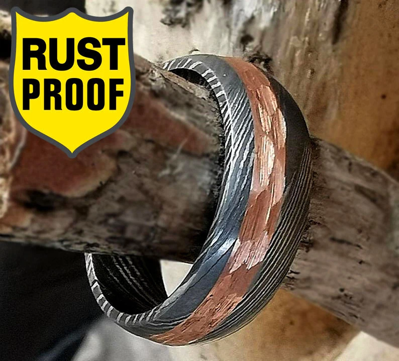 Anillo de acero Damasco martillado personalizado con incrustación de cobre de 3 mm banda forjada a mano para hombre Foto 2 de 4