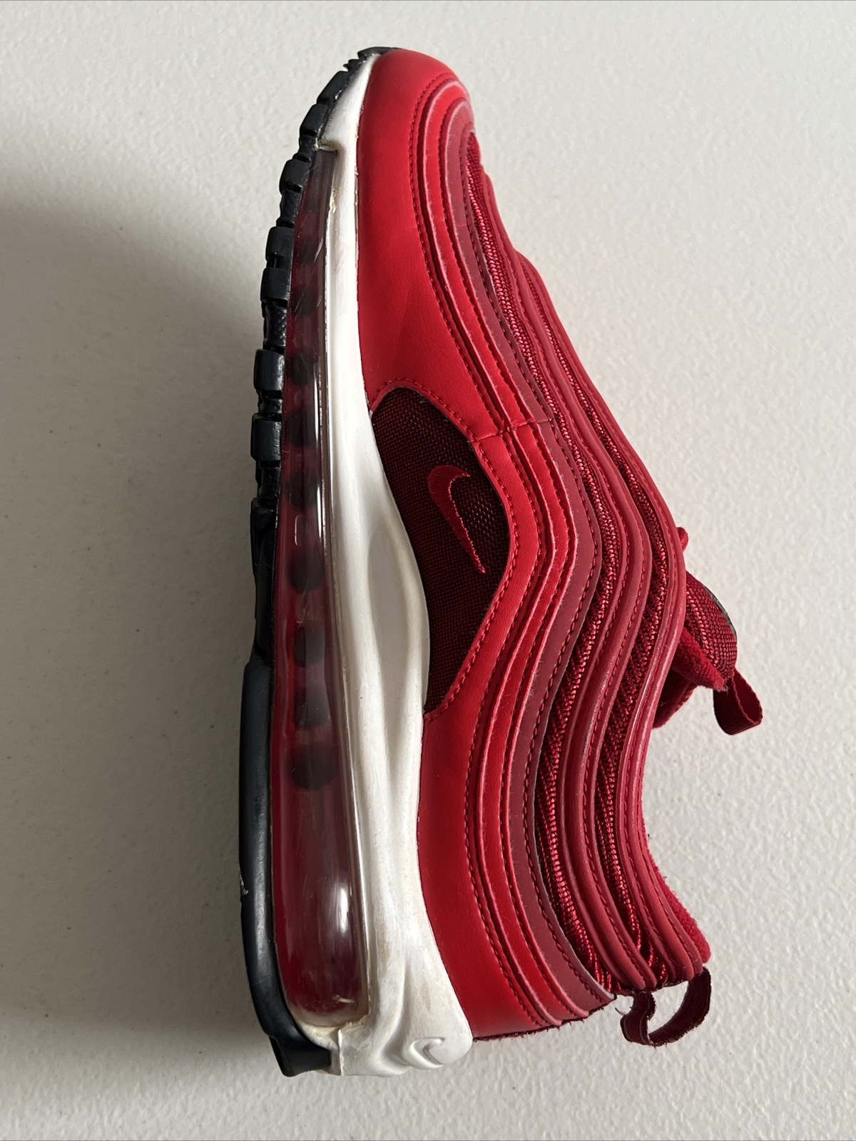 Woman Size 8.5 NIKE Air max 97 University Red & White CQ9896 Used thumbnail 6