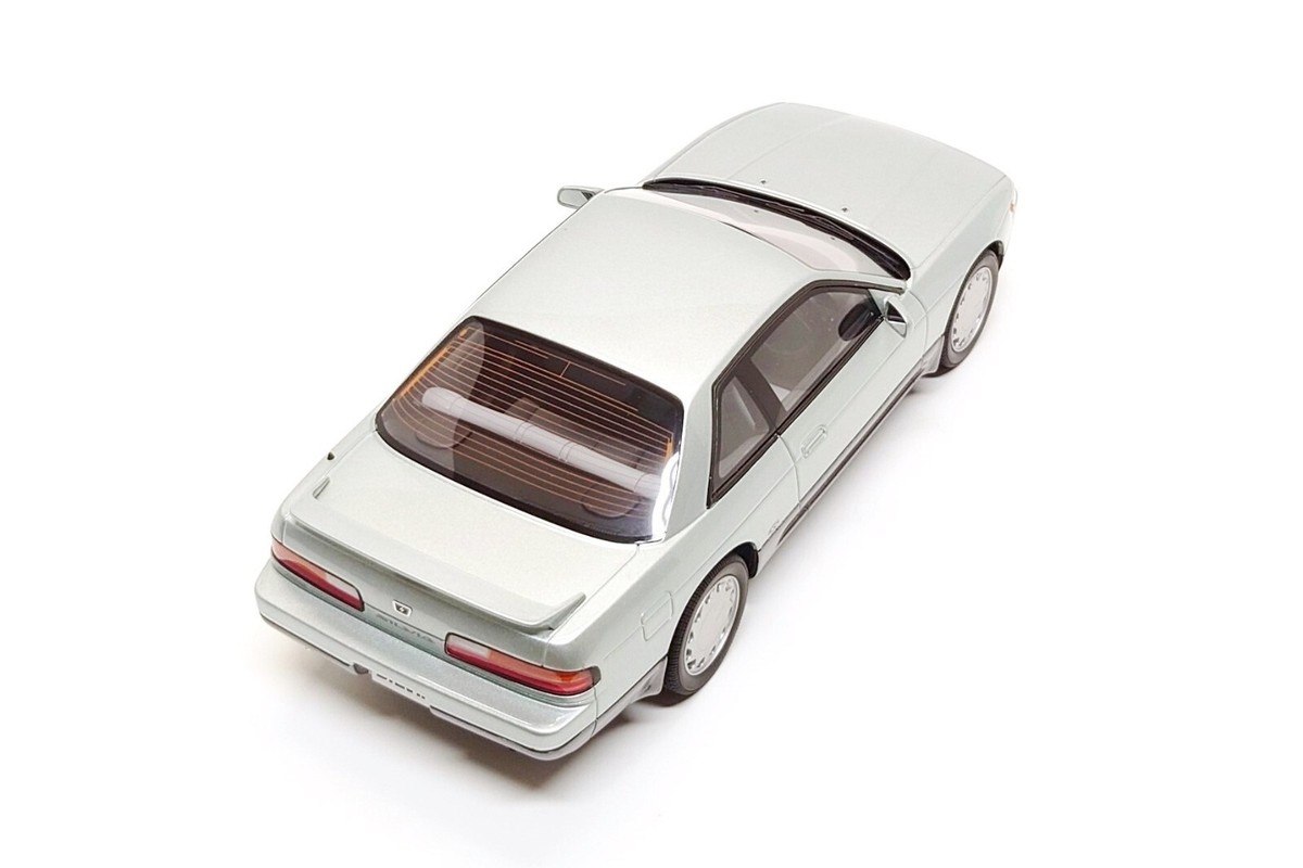 Kyosho Samurai 1:18 Nissan Silvia K's (S13) in Silver Green Kyosho Samurai 1:18 Nissan Silvia K's (S13) in Silver Green