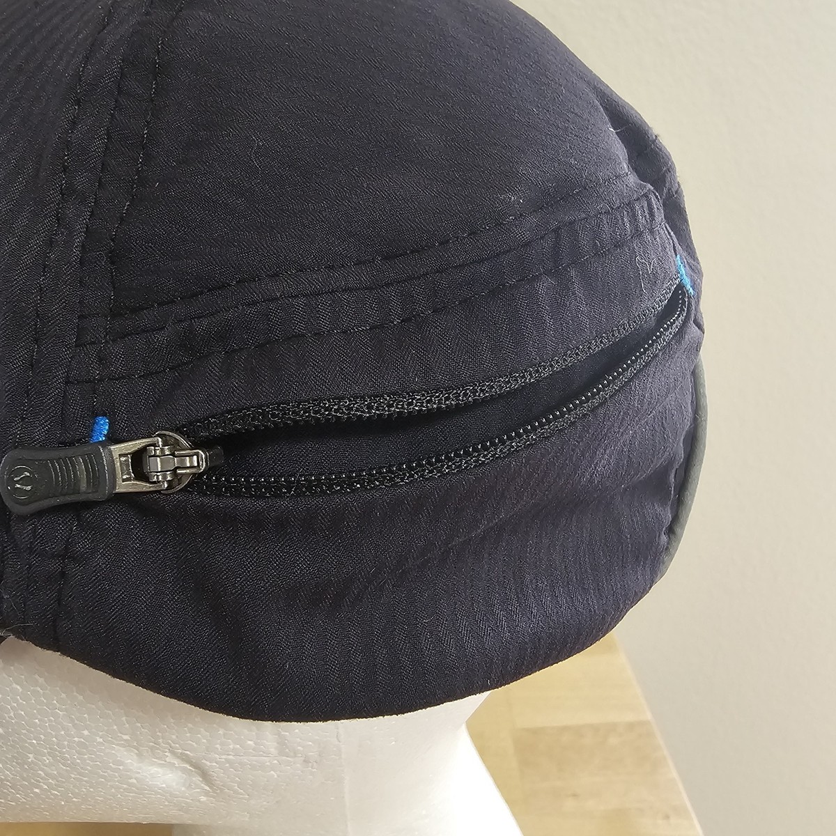 Lululemon Lightspeed Run Hat Black Casual Athletic Zipper 
