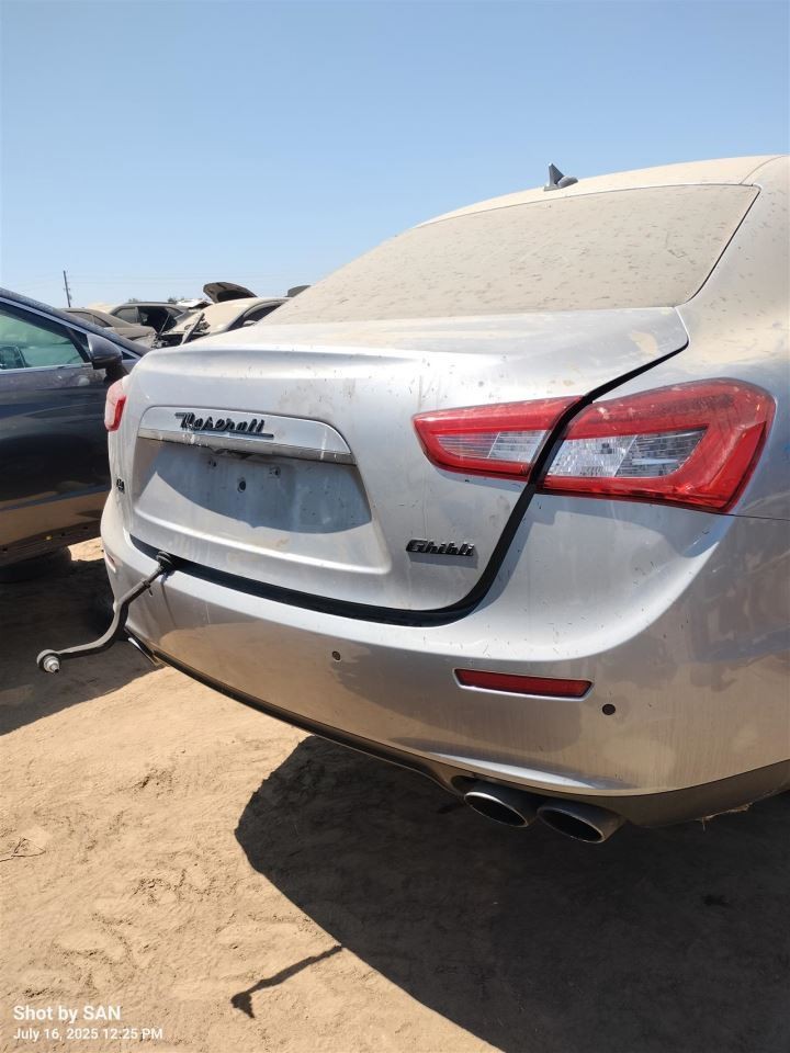 RIGHT GRY FRONT DOOR ASSEMBLY OEM 2016 MASERATI GHIBLI