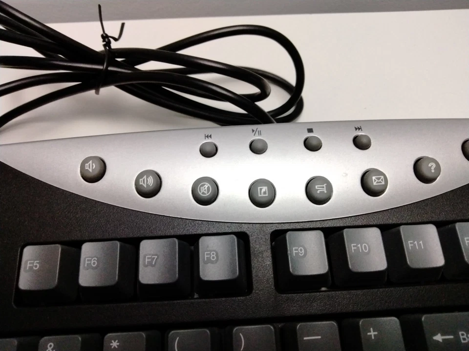 Teclado mecánico Gateway modelo RT 3602 funciona Foto 3 de 4