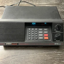 Uniden Bearcat Scanner 210XLT Working With POWER CORD, Antenna, TESTED WORKING