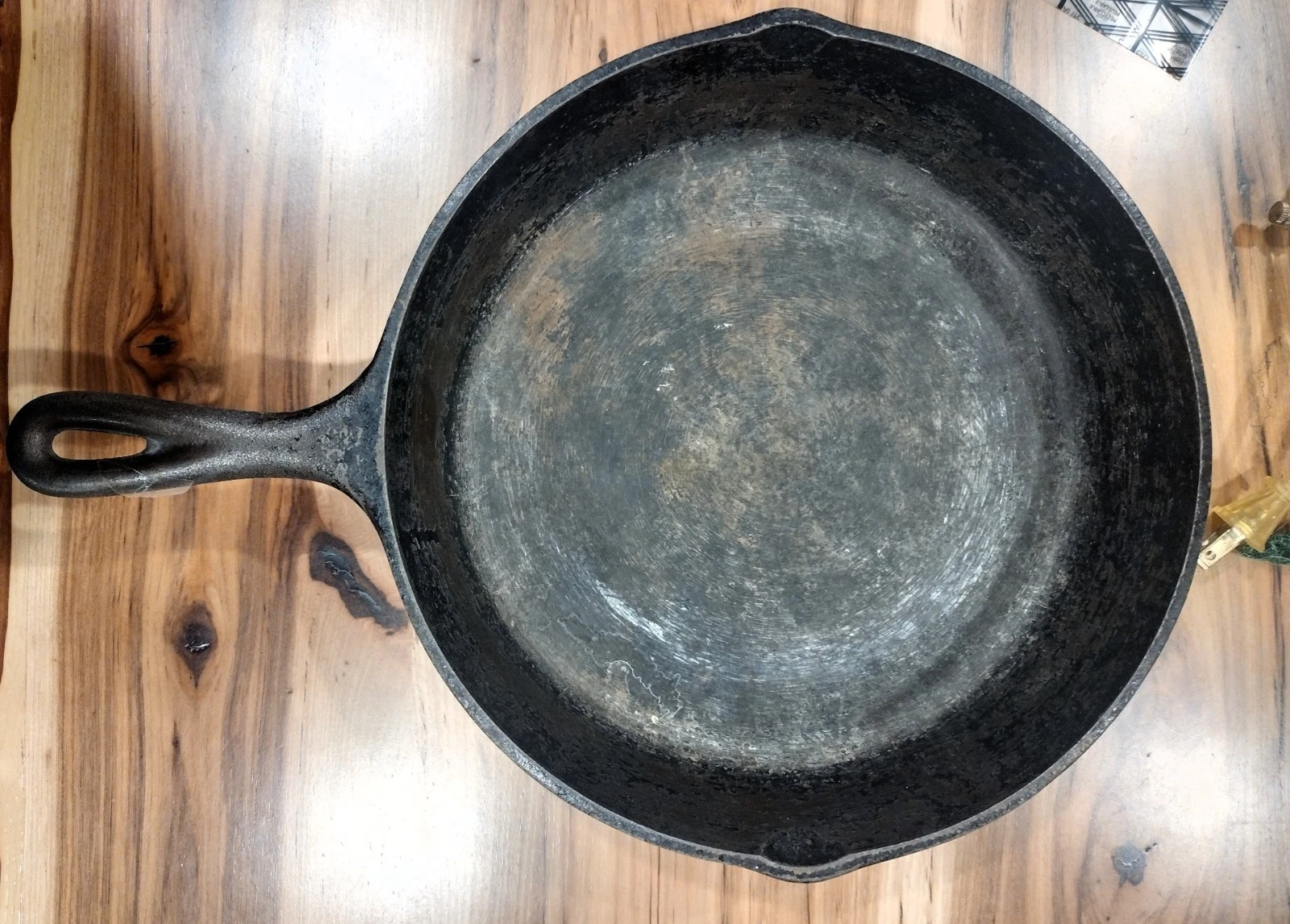 Vintage Cast Iron Skillet - Well-Seasoned Large Frying Pan