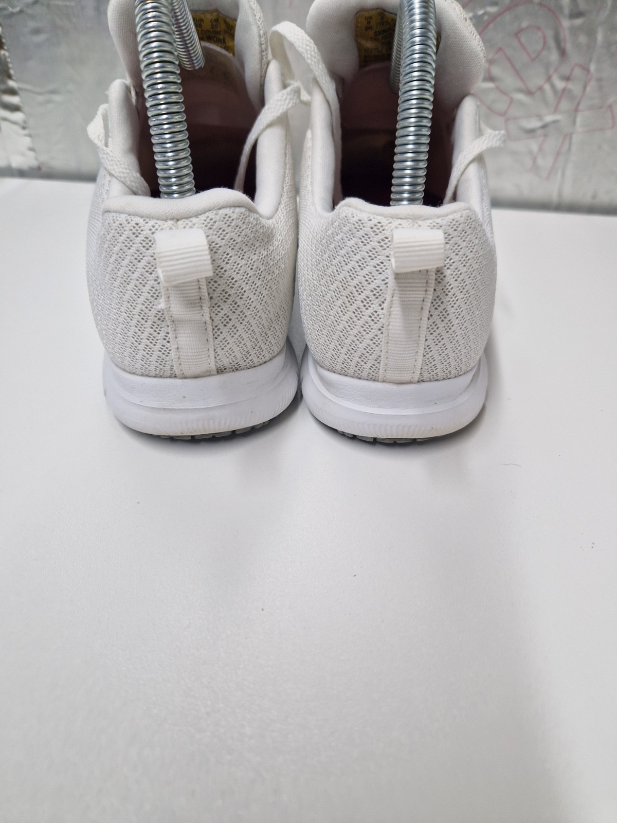 Picture 4 of 12