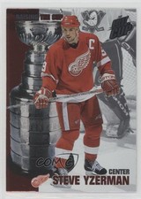 2002-03 Pacific Quest for the Cup Raising the Cup Steve Yzerman #8 HOF 2o7