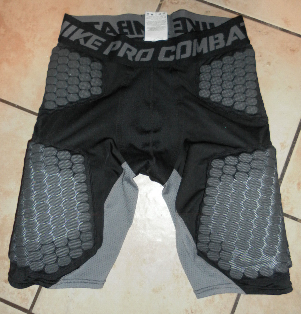 Nike Pro Combat Padded Compression Football Shorts for Men Size Small in Black