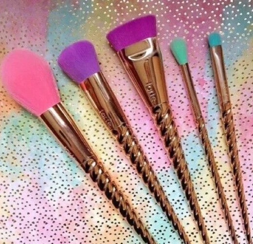 TARTE MAGIC WANDS  BRUSH SET  UNICORN COLLECTION - Image 2 of 3