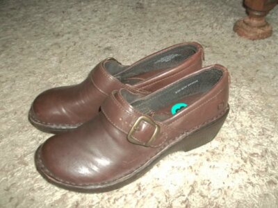 NWOB Brown Leather BORN Flats Loafers Shoes Size 8 M Glendell
