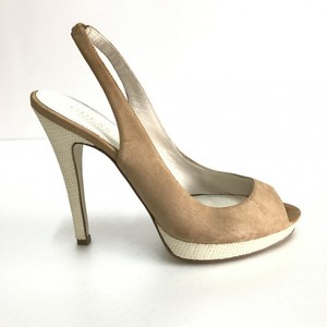 GUESS Decollet scarpe camoscio colore beige tg 38 tacco 13 GUESS Decollet scarpe camoscio colore beige tg 38 tacco 13
