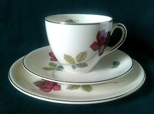 ALFRED MEAKIN REALM ROSE TEA TRIO IRONSTONE TEACUP SAUCER SIDE PLATE PINK ROSES