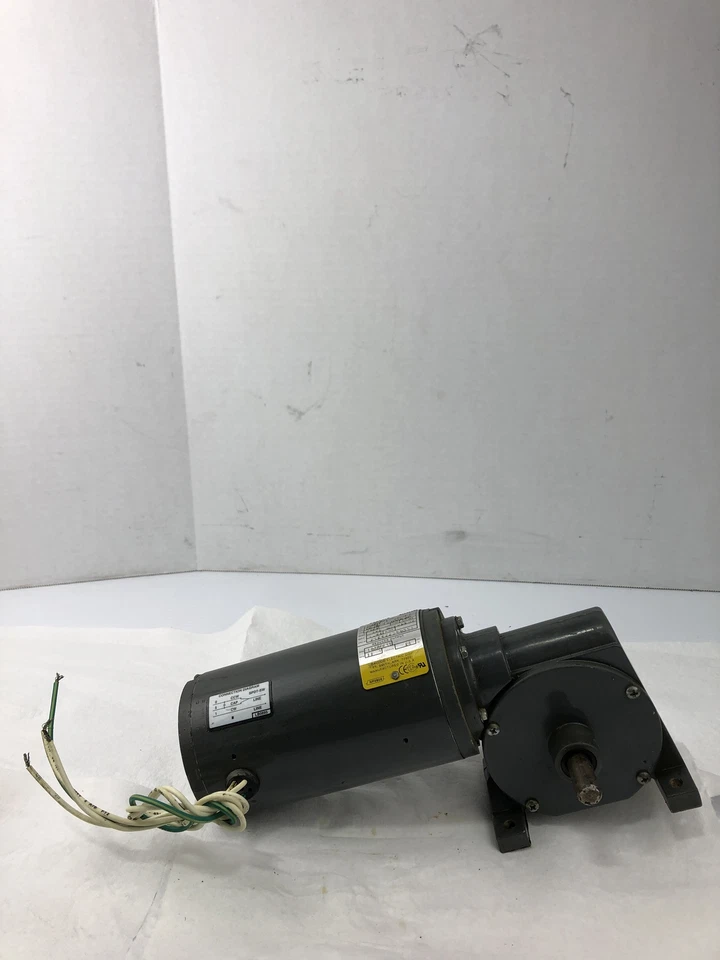 Baldor GC24316 Gearmotor 1/12HP 123/148RPM 2424C CB-0 1PH - Image 4 of 4