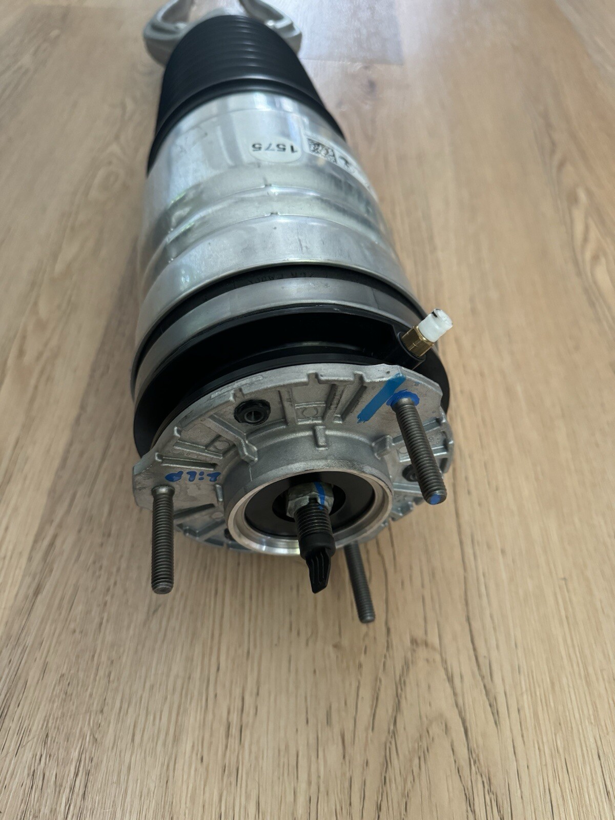 2023 MASERATI GRANTURISMO RIGHT FRONT SHOCK ABSORBER AIR SUSPENSION 06703090180
