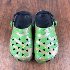 Minecraft Crocs Green Clogs Shoes Men  s Size 6 Women  s Size 8 Excellent