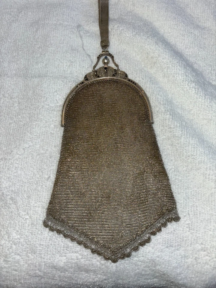 Antiguo monedero de malla de plata maciza 800 con diamantes en perfecto estado Foto 2 de 4