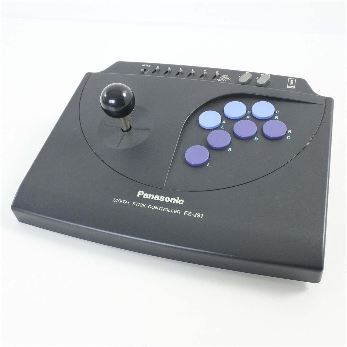 Panasonic REAL 3DO FZー1本体＋コントローラー2個 セット Panasonic REAL 3DO FZー1本体＋コントローラー2個 セット