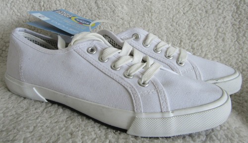 Ladies Canvas Uptown Trainers/ Pumps White UK 5 EU 38 Brand New With Labels  4717002625426 | eBay