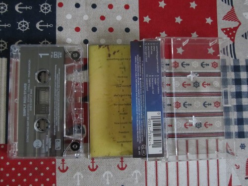 SIMPLY RED STARS 1991 WARNER MUSIC AUDIO CASSETTE ALBUM - Picture 5 of 6