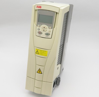 ABB Frequenzumrichter ACS550-01-06A9-4 Frequency Drive Inverter 3~ 3kW 4HP 6,9A