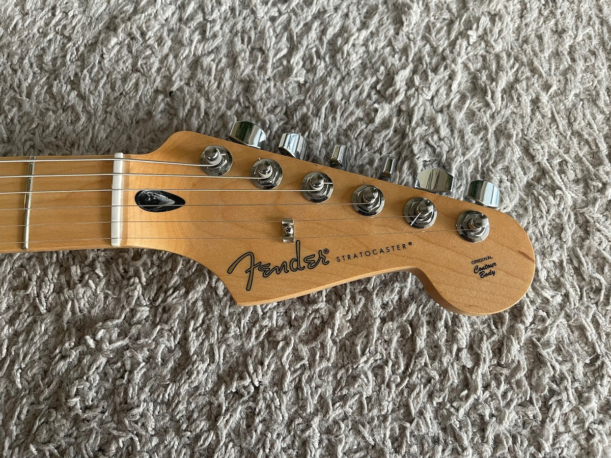 Fender Player Stratocaster HSS Plus Top 2020 MIM Cherry Burst