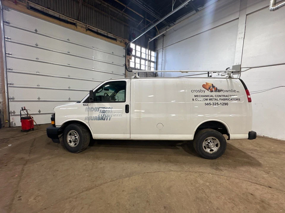 Compresor de aire acondicionado usado para: camioneta Chevrolet Express 2500 2018 4,8 grado B Foto 4 de 4