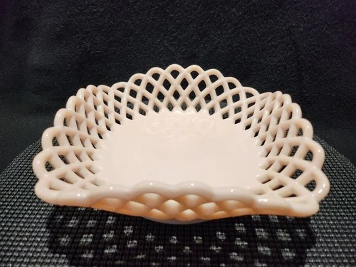Fenton Weave Lattice Lace Edge Pastel Pink Milk Glass Bowl Basket 9 x 8.75 x 3