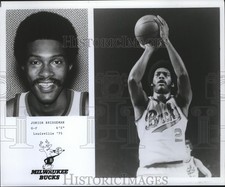 1977 Press Photo Junior Bridgeman of the Milwaukee Bucks - nes52501