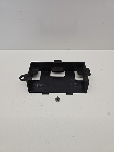 Honda VFR800 VTEC RC46 2002 - 2013 ABS Steuergerät Halter Abdeckung 64506-MCW-D100