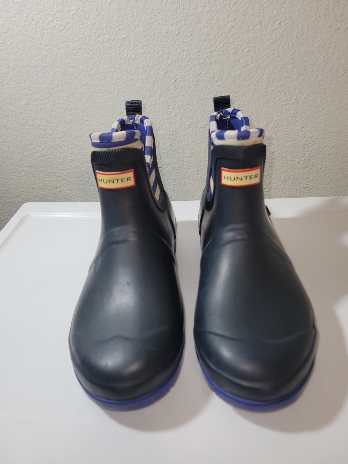 Hunter Navy Blue Striped Chelsea Rain Boots Women Size 4 Winter
