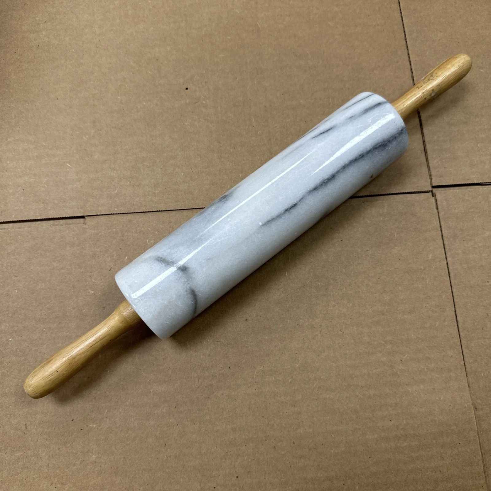 VTG White Marble Rolling Pin 18” Pastry Dough Cold Stone Fondant Roller Wood
Opens in a new window o
