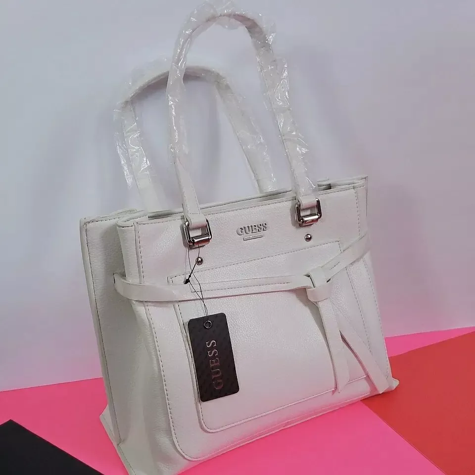 Real Guess Bag ! for Sale in Pomona, CA - OfferUp