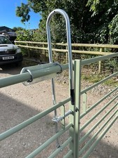 Hunting type Farm gate latch horse friendly