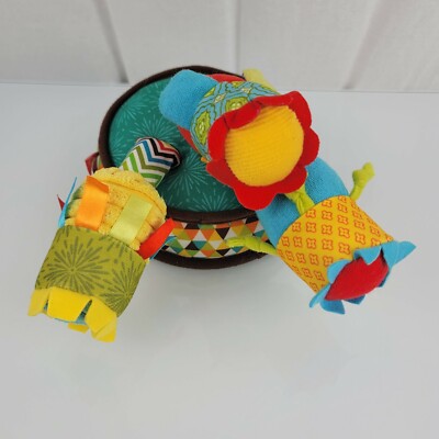 Infantino Flower Chime Baby Toy Grasping Taggie Ribbons Colorful Soft Plush 