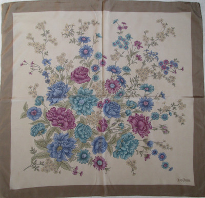 Foulard Vintage JEAN PIERRE 100% Soie - Dimensions 85x89 Cm - Beige, Occasion En Très Bon état