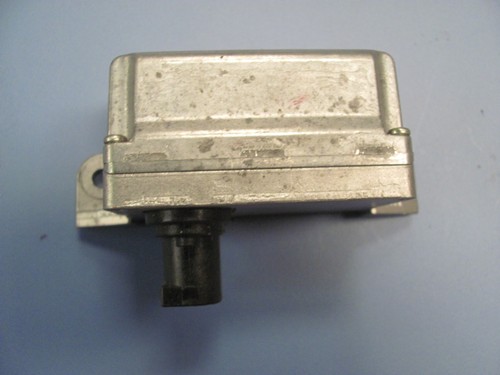 JAGUAR S-TYPE TURN RATE YAW SENSOR 2M5T14B296AC 2003 2004 2005 2006 2007 - Picture 3 of 3