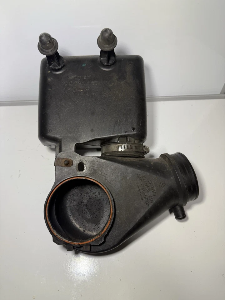 Caja resonadora de admisión de aire Vortec 1996-1998 (99-00) C1500 5,7 L Sierra Suburban OEM Foto 4 de 4