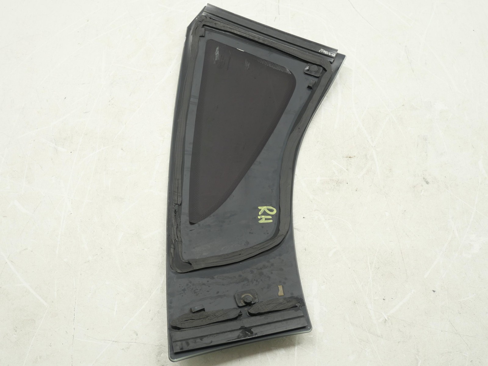 Used Rear Passenger Right Quarter Glass Window RH 2016-2021 McLaren 570S OEM