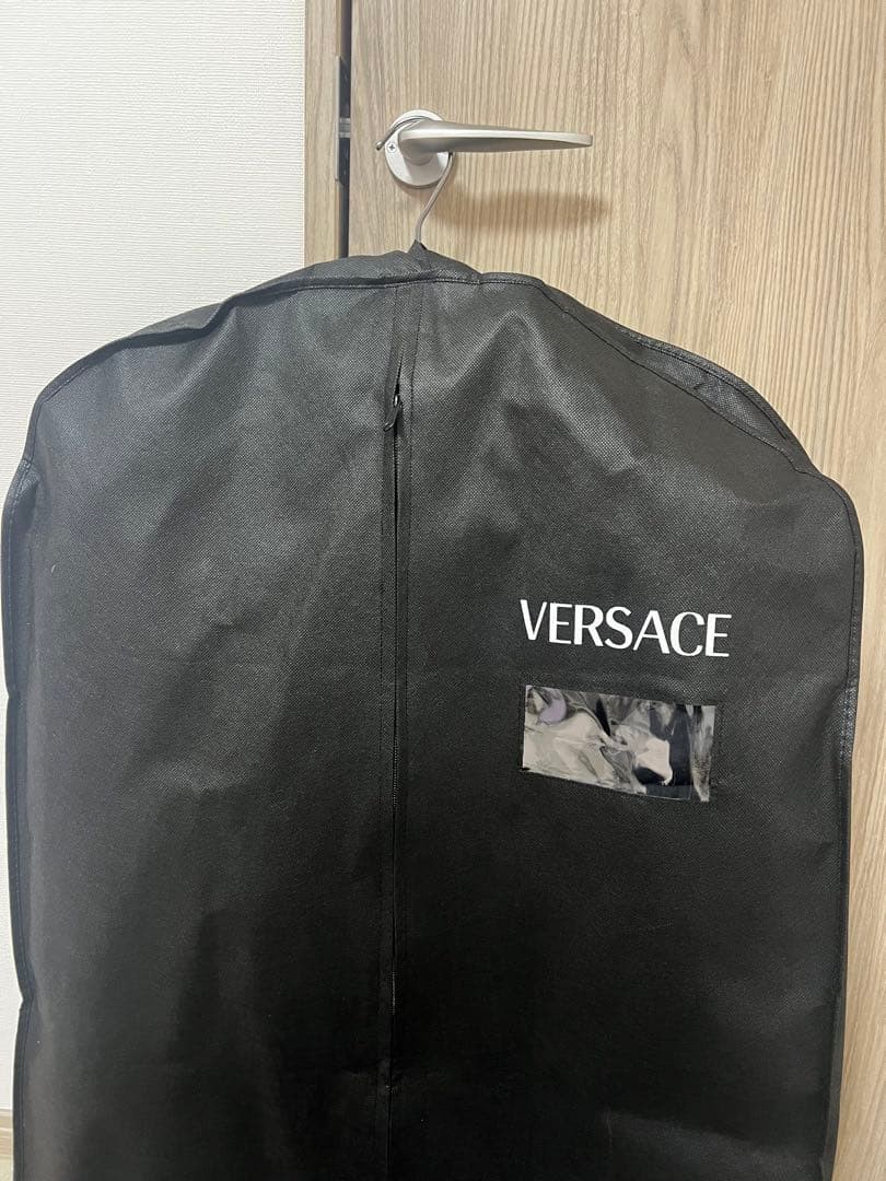 [Price reduced! 】VERSACE DOWN JACKET - image 6