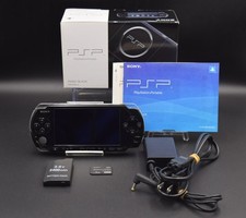 Sony PSP-3000 Piano Black Konsole Boxed Region Free getestet funktioniert fair