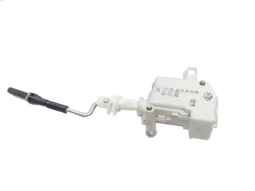 VW Touran 1T 1.9TDI Stellmotor Tankdeckel Zentralverriegelung gebraucht 1T081077
