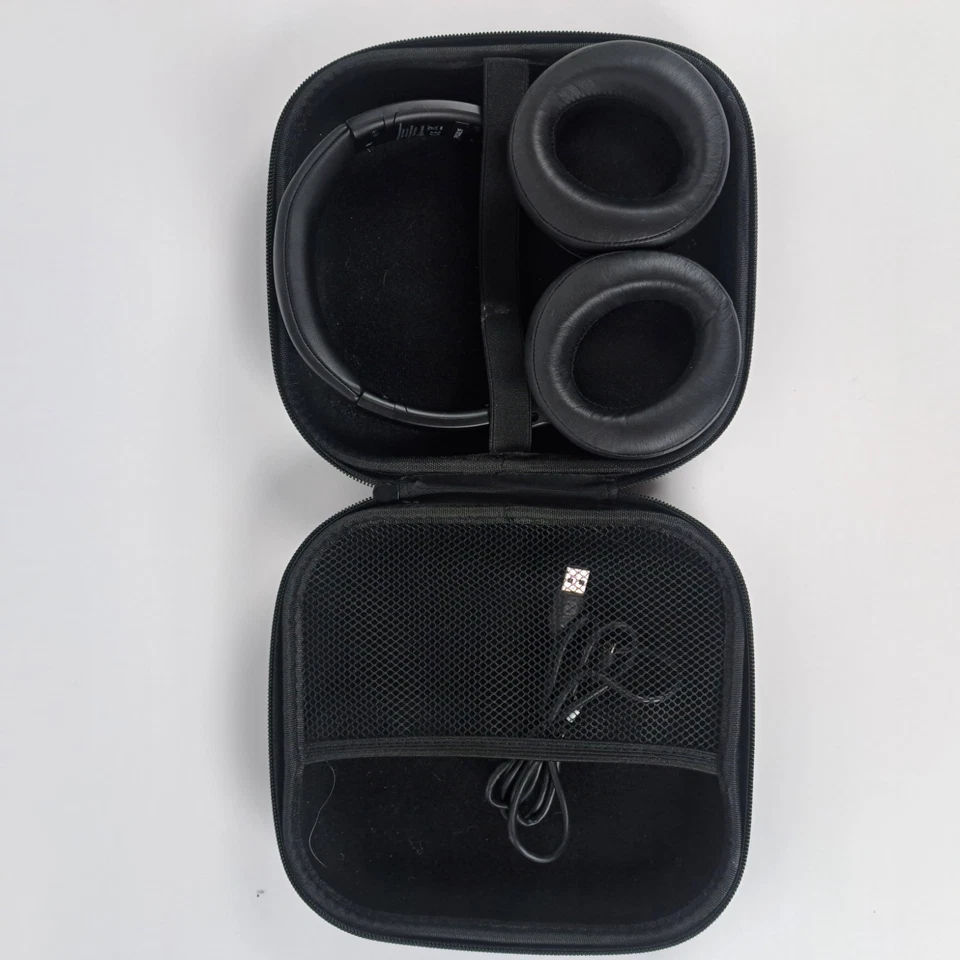 Auriculares con cancelación de ruido Taotronics sobre la oreja Foto 4 de 4