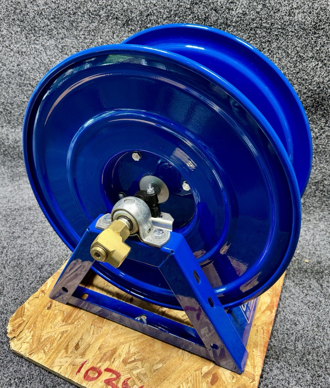 Coxreels 1125-4-100 Hand Crank Steel Hose Reel 1/2” x 100' 3,000 PSI