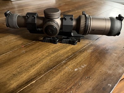 Vortex Razor HD 1-6x24  JM 1 BDC Rifle Scope, Zoom lever, QD vortex Mount w Caps